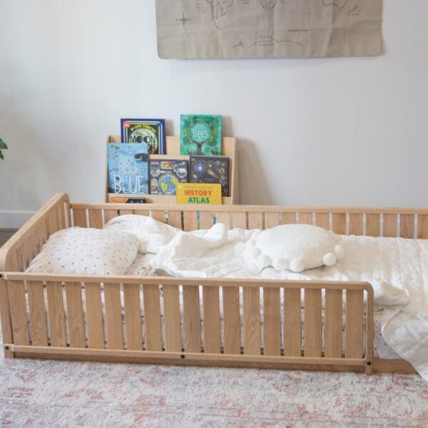 Kids elegant floor bed