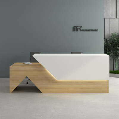 TRIANGLULAR-02 front desk